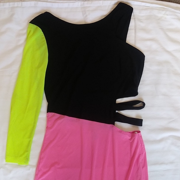Dresses & Skirts - 2/$20 Sexy Asymmetrical dress M